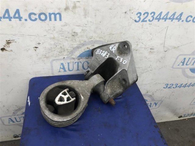 Кронштейн подушки (опори) двигуна, задньої 11332JD700 NISSAN