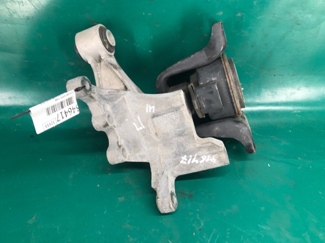 Подушка (опора) двигуна, права задня 113501KC0A NISSAN