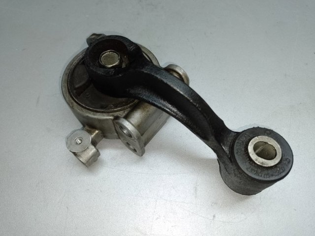 Опора кпп 113604RA0A NISSAN
