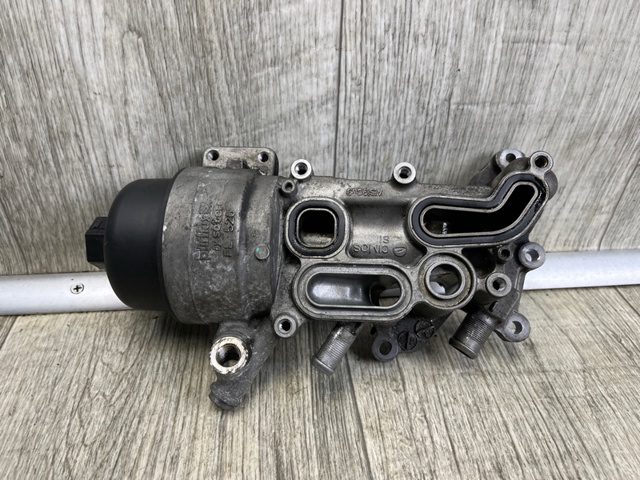 Корпус маслофільтра 11428643749 BMW