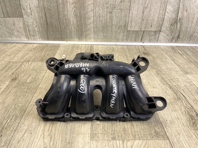 Колектор впускний 11617595078 BMW