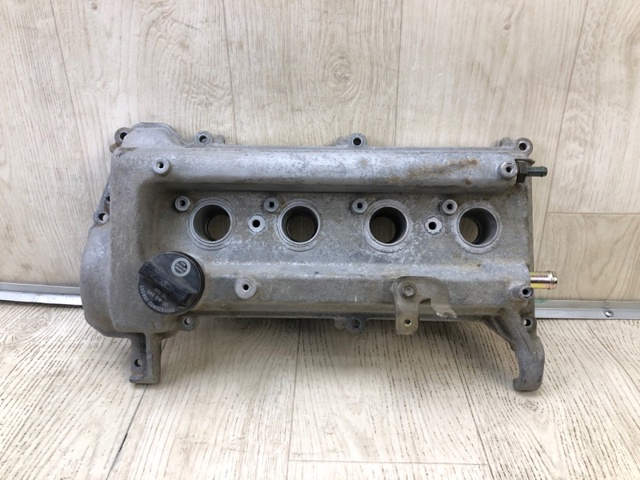 Кришка маслозаливной горловини 1218021021 TOYOTA
