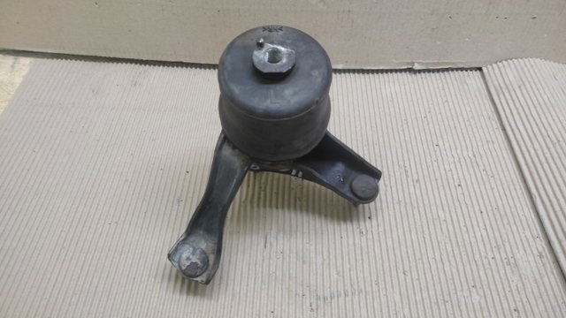 Ліва подушка двигуна 1237228200 TOYOTA