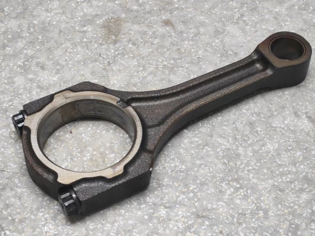 Шатун двигуна 1320139135 TOYOTA