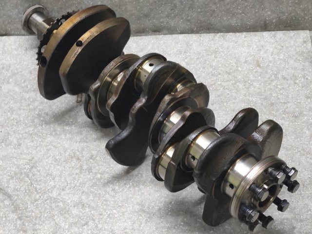 Колінвал двигуна Тойота Рав 4 3