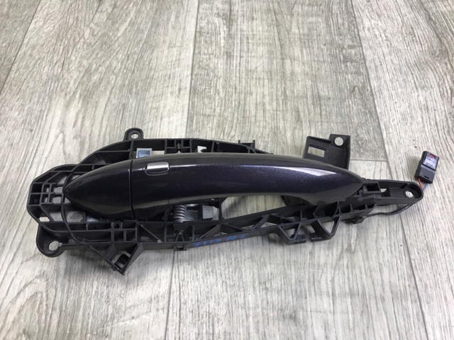 Ручка дверей в зборі 13509607 GM