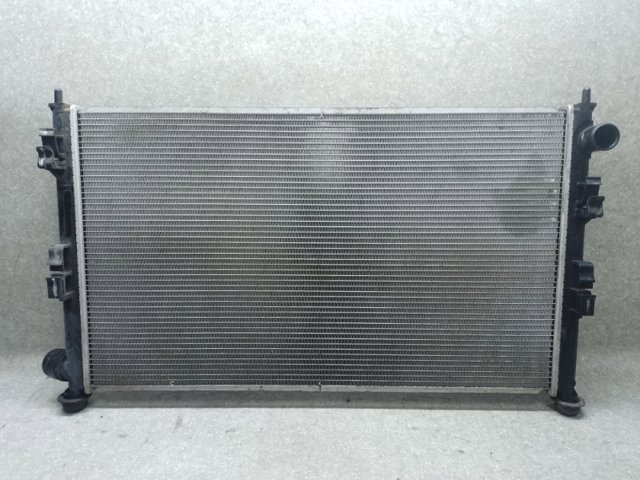 Радіатор водяний 1350A694 MITSUBISHI
