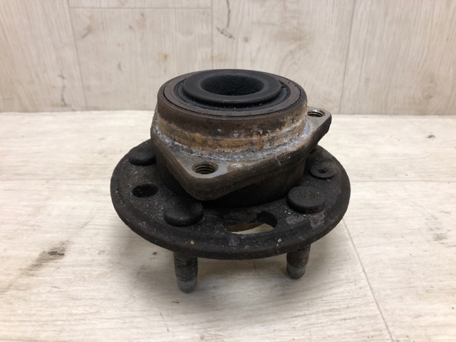 Маточини задніх коліс 13580135 GM