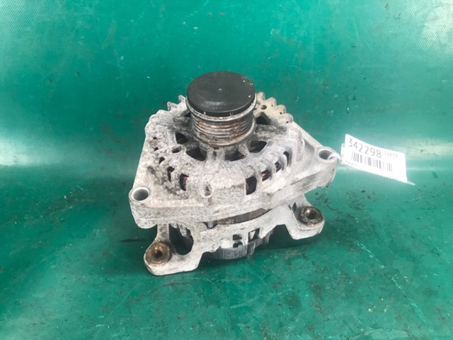Авто генератор 13597226 GM