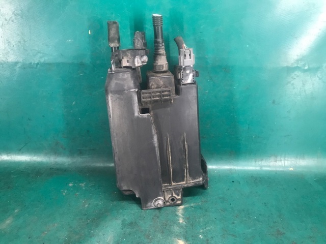 Адсорбер парів палива 149507Y000 NISSAN