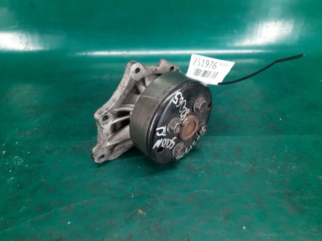 Насос охолоджуючої рідини 1610028041 TOYOTA