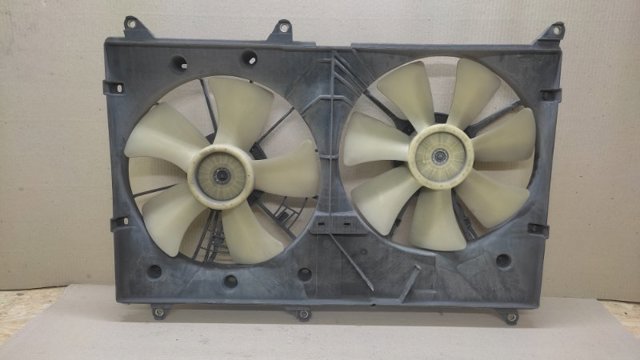 Диффузор вентилятора основного радиатора lexus rx300 98-03 16711-20120