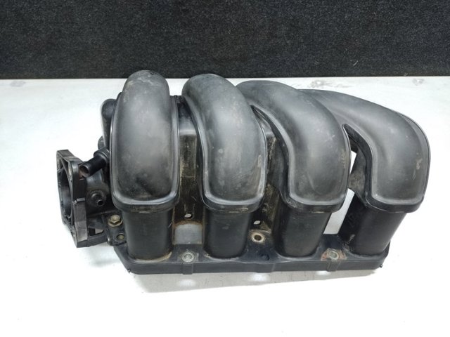 Колектор впускний 171200D040 TOYOTA