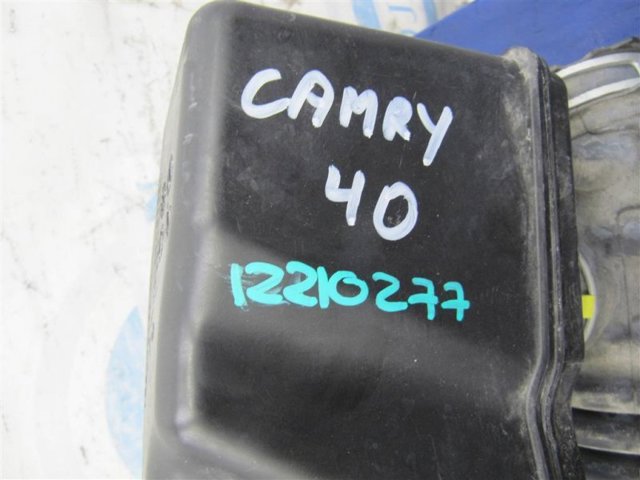 Дросельний патрубок 1788128250 TOYOTA
