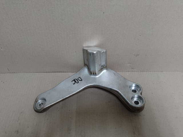 Права подушка двигуна 1J0199262DA VAG