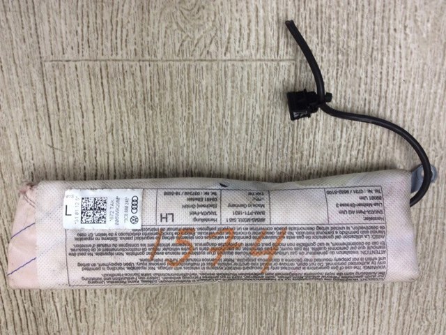 Подушка безпеки AIRBAG спинки сидіння, лівого 1K8880241D VAG