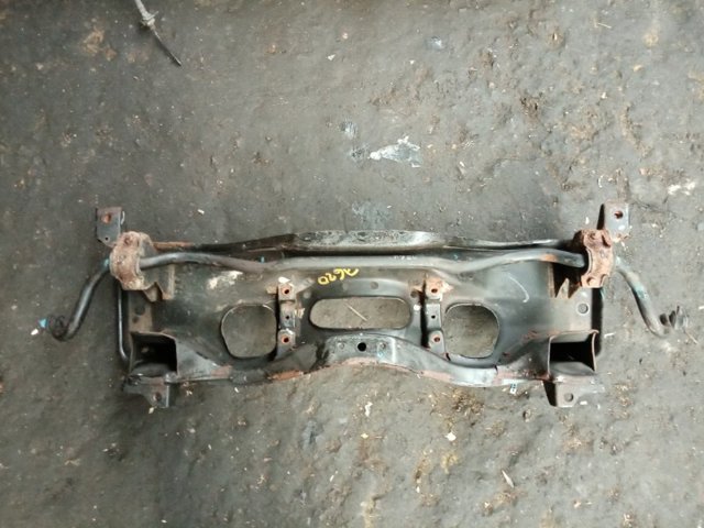 Балка передньої підвіски, підрамник 20101SA020 SUBARU
