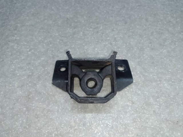 Кронштейн кріплення глушника Рено Колеос