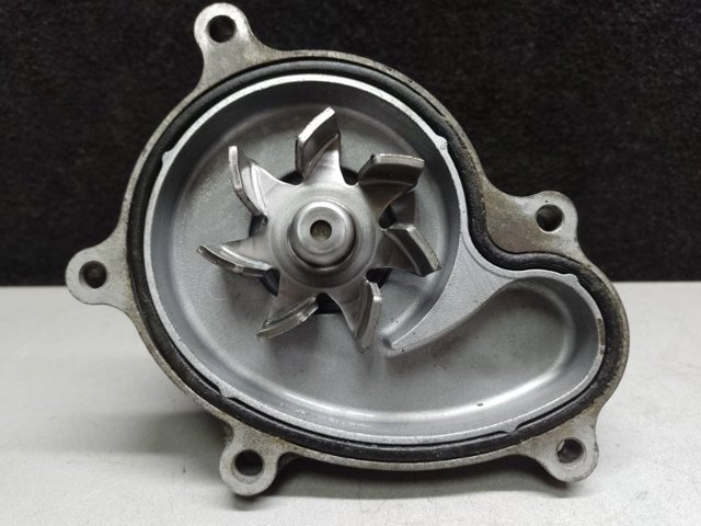Насос системи охолодження 21110AA690 SUBARU