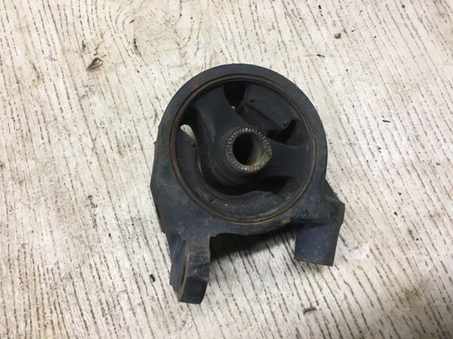 Подушка (опора) двигуна, ліва передня 219101G050 HYUNDAI