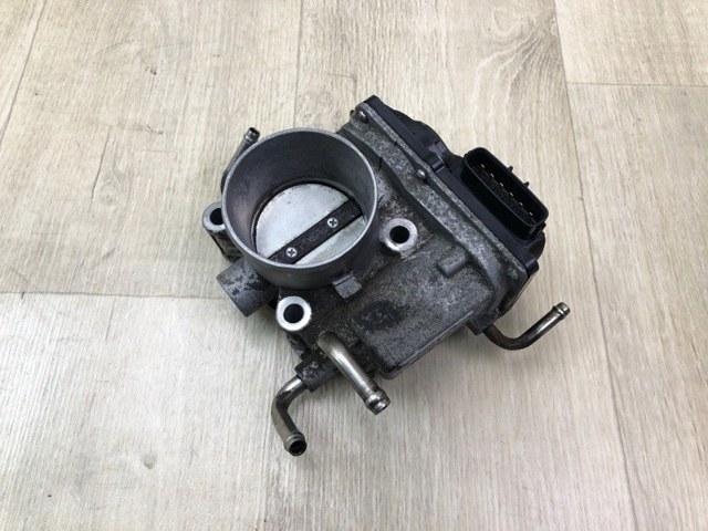 Заслінка повітряна 2203028070 TOYOTA