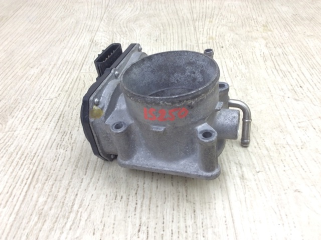 Заслінка повітряна 2203031020 TOYOTA