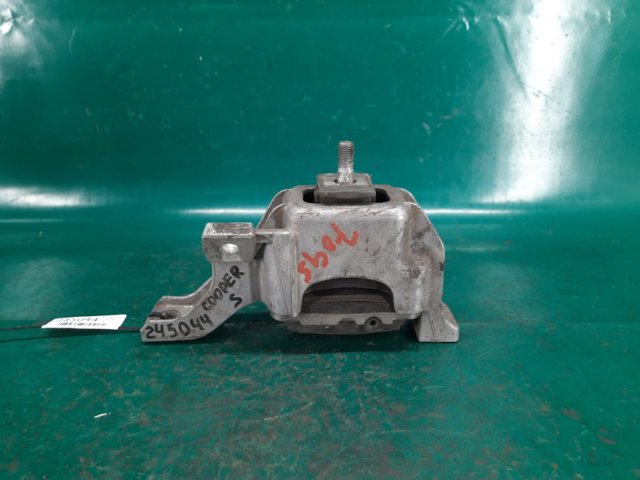 Права подушка двигуна 22116782374 BMW