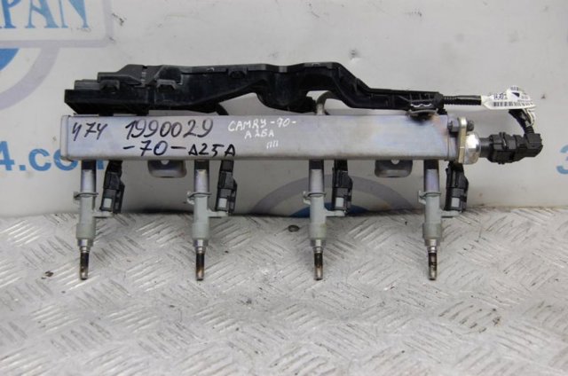 Форсунка паливна 23250F0020 TOYOTA