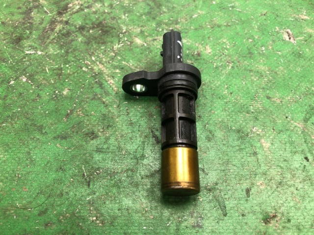 Датчик положення колінвала 237311KC0A NISSAN