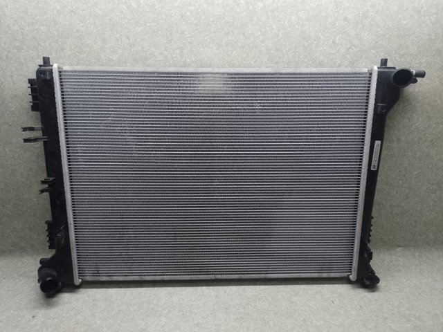 Радіатор охолодження 25310D3500 HYUNDAI