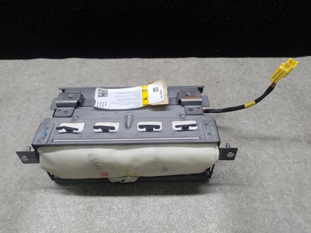 Установка подушки безпеки пасажира 25809845 GM
