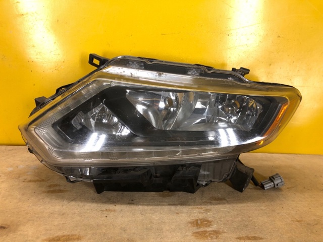 Фара основна ліва 260604CC0C NISSAN