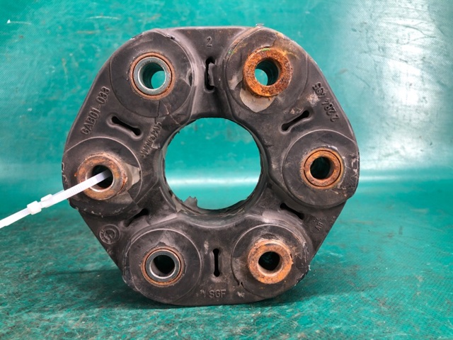 Муфта валу карданного 26112284495 BMW