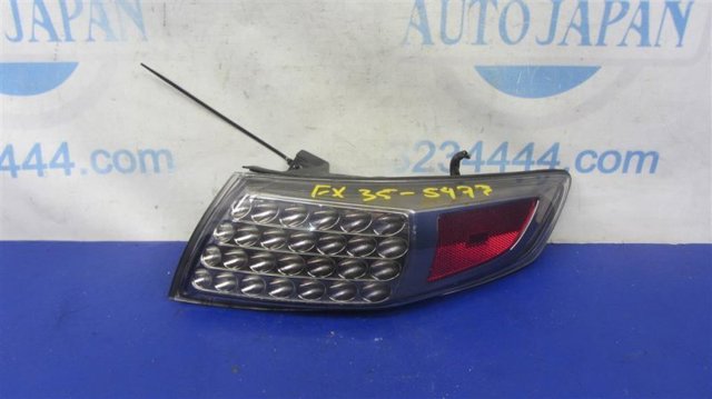 Фара задня права зовнішня 26550CL025 NISSAN