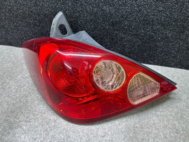 Задня ліва фара 26555ED025 NISSAN