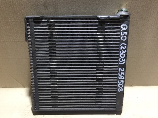 Радіатор кондиціонера салонний, випарник 272804GF0B NISSAN