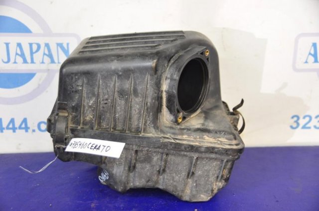 Корпус повітряного фільтра, нижня частина 281122F500 HYUNDAI