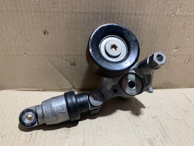 Ролик натягувача приводного ременя 3118951BH02 HONDA
