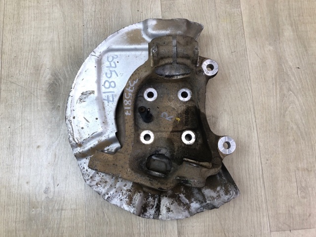 Цапфа - поворотний кулак передній, правий 31216760954 BMW