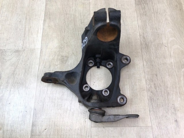 Цапфа поворотного кулака 31216779795 BMW
