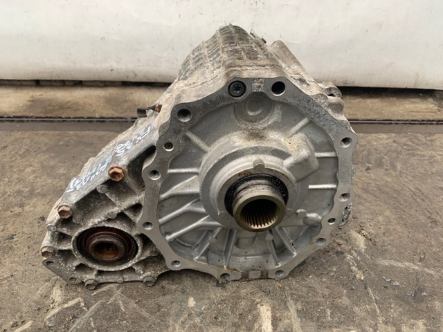 Роздавальна коробка 33100CG000 NISSAN