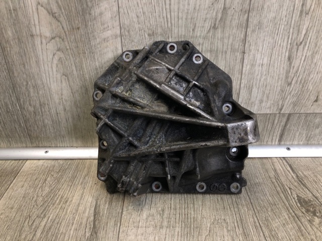 Кришка коробки передач, задня 3510233050 TOYOTA