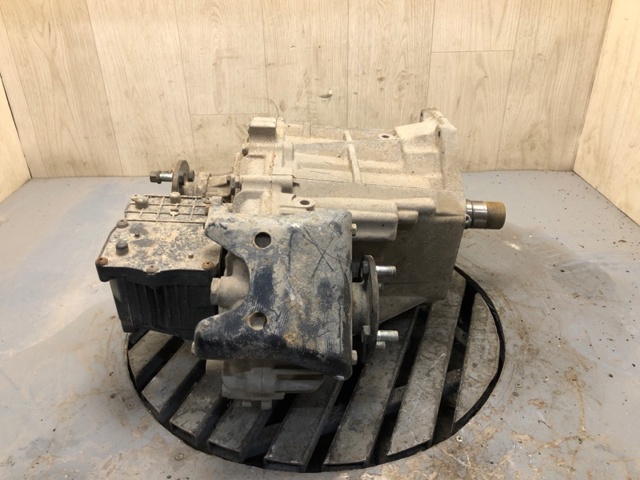 Коробка роздавальна 361006D401 TOYOTA