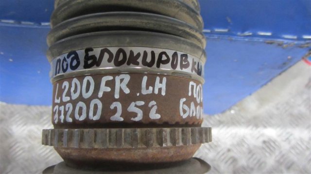 Привід передній лівий 3815A581 MITSUBISHI