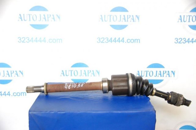 Привід правий 39100JD74A NISSAN