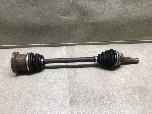 Привід передній лівий 391014GB0A NISSAN