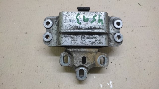 Подушка (опора) двигуна, ліва 3C0199555AE VAG