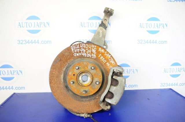 Маточина (передня) 40202EG06C NISSAN