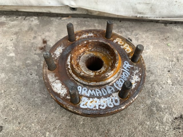 Маточина (передня) 40202ZR00B NISSAN