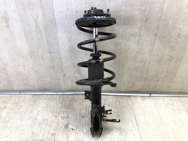 Пружина передня 4040A158 MITSUBISHI